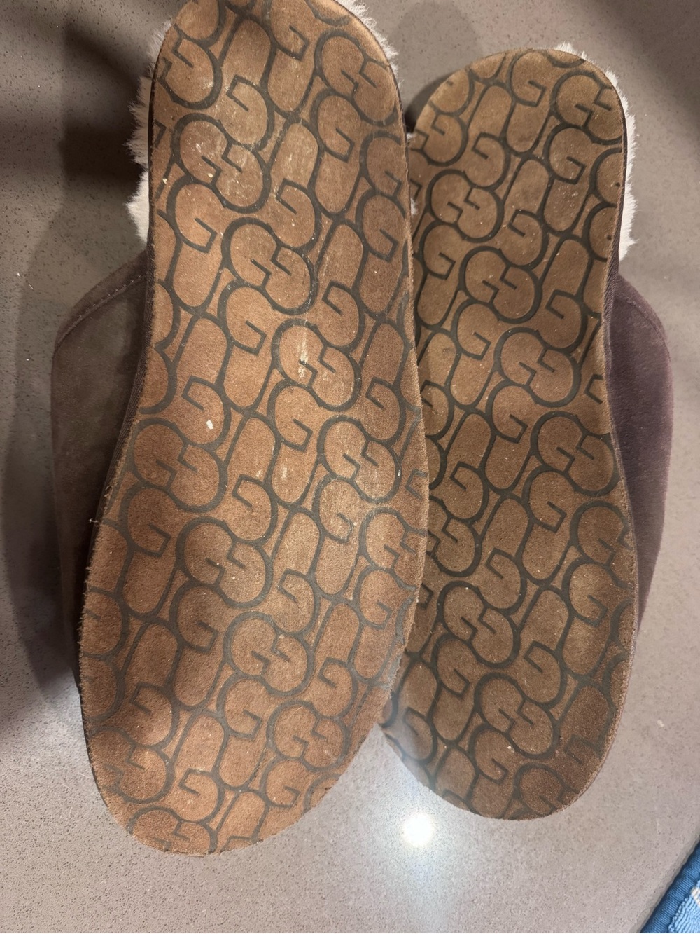 UGG Men’s Suede Sheepskin Mule Slippers in Dark Brown with Cream Lining - Picture 2 of 3